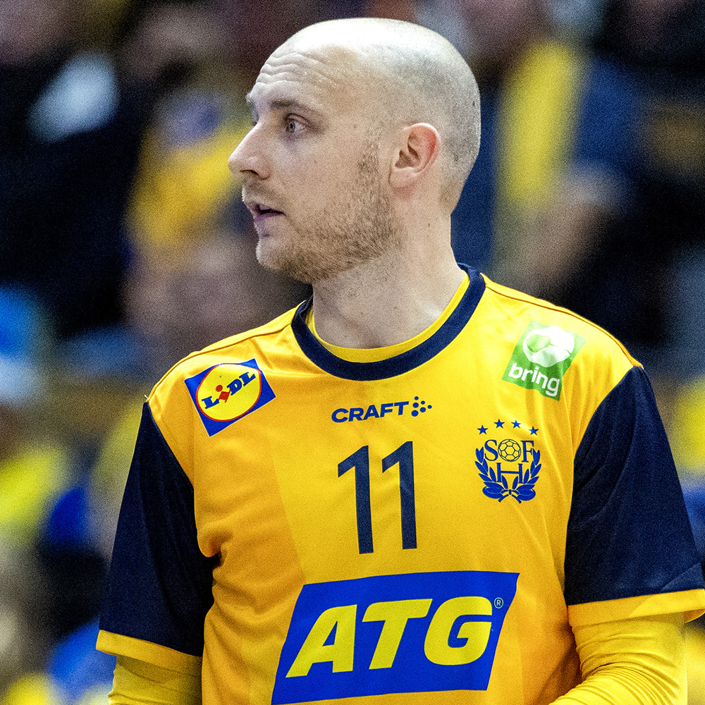 11 Daniel Pettersson
