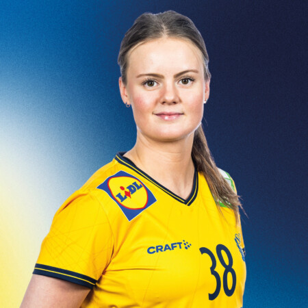 38 Elin Hansson