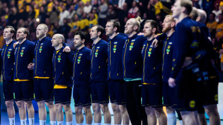 Dubbla matcher mot Island för herrarna