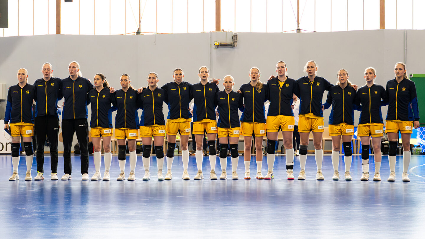 En seger och två förluster för U20-damerna