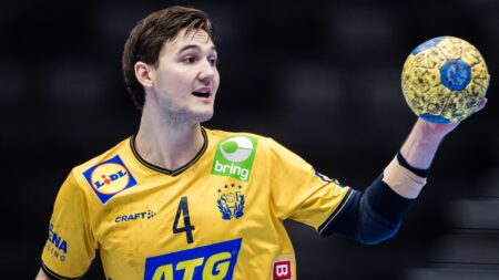 Ludvig Hallbäck: ”Bidrar om jag har något vettigt att säga”