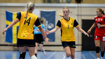 Nio debutanter när U16-damerna samlas