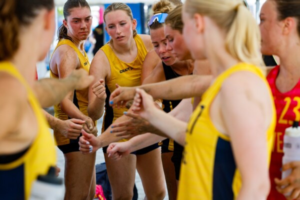 Det blev tyvärr förlust för damlandslaget i första EM-matchen på åtta år. Grekland vann i två raka set i Antalya (23–16, 21–18). Nederländerna står för motståndet i andra gruppspelsmatchen, 16.00 i dag. Matchen sänds på Viaplay.beachhandball weplaybeachhandball handball
Foto: Kolektiff Images