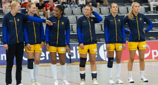 Det blev full pott för de svenska U19-damerna när de vann samtliga tre matcher i Scandinavian Open. I uppladdningen inför sommarens EM blev det segrar mot Norge, Danmark och Ungern.Läs mer på handbollslandslaget.se.

Foto: Norges handbollsförbund